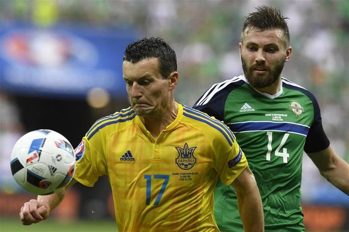 爱尔兰主场战胜乌克兰，争取欧锦赛晋级席位