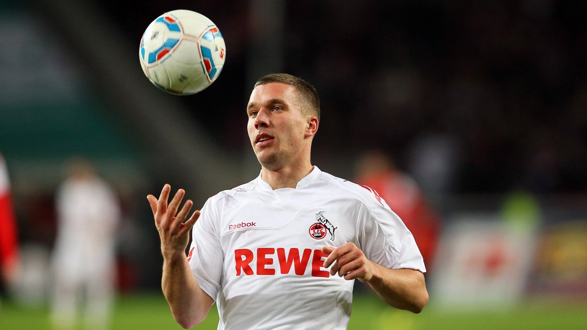 传奇之战，当荷兰四两拨动银河战舰，伊布一语惊艳四座